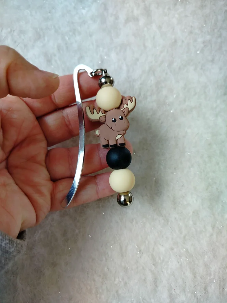 Elk Bookmark – silicone beads – stainless steel – reading accessory – photo 3
